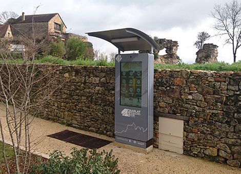 Photographie Borne interactive extérieure Sarlat